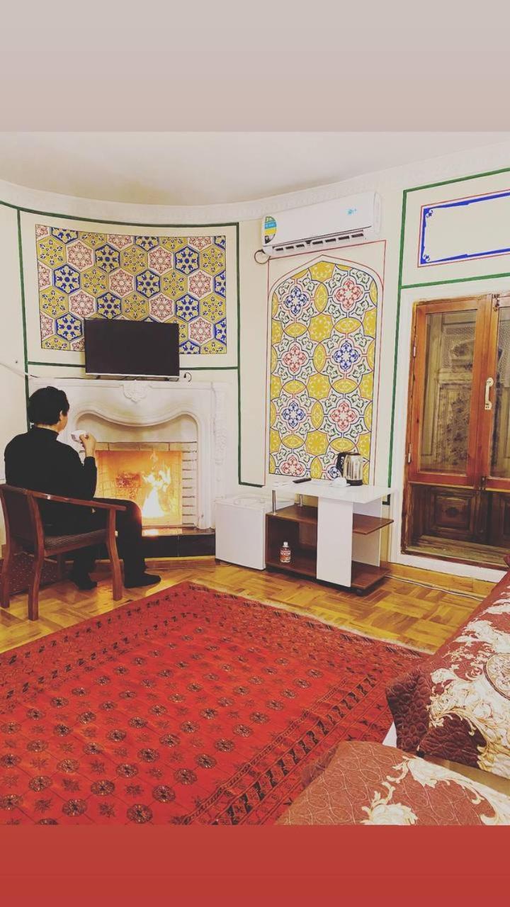 ホテル Chorminor Heritage 1 Min To Bukhara Old Town エクステリア 写真